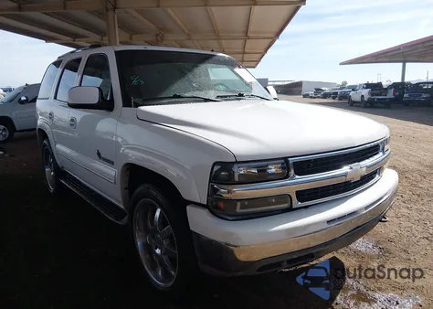 2002 Chevrolet Tahoe Lt from USA, damaged, VIN 1GNEC13Z42R258265